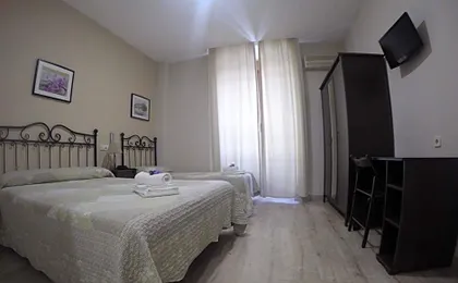 Hostal El Pilar