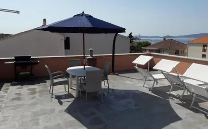 Apartments Amalia - Two Bedroom Apartment with Terrace