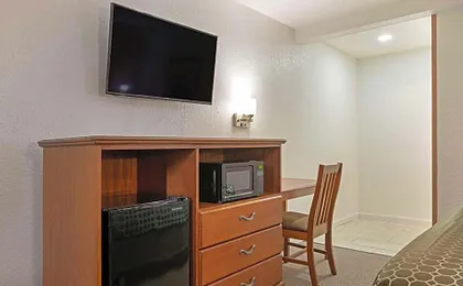 Rodeway Inn Terre Haute near University