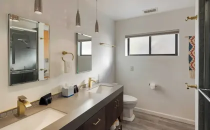 Mid-century Gem w/ Views, Hot Tub & Sunroom Lounge Red Rock Haven by Avantstay