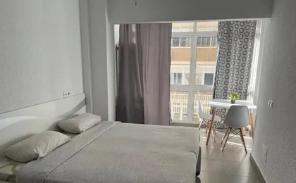 Apartamento Málaga Port *****