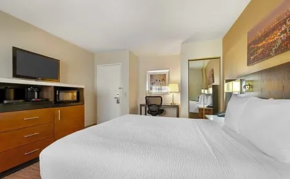 Best Western Royal Palace Inn & Suites