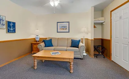 Bay Breeze Resort