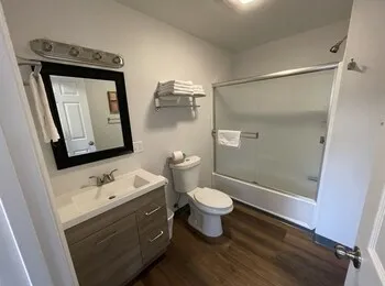 Riverfront Lodging