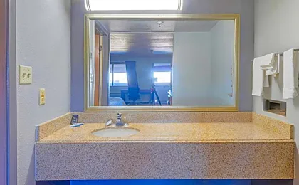 Travelers inn by OYO Wichita Falls