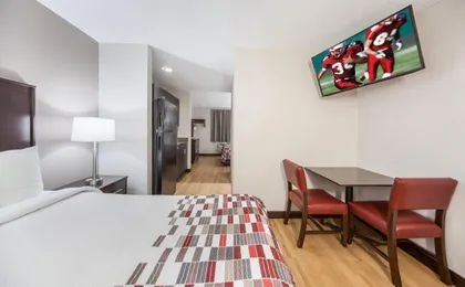 Red Roof Inn Suites Council Bluffs