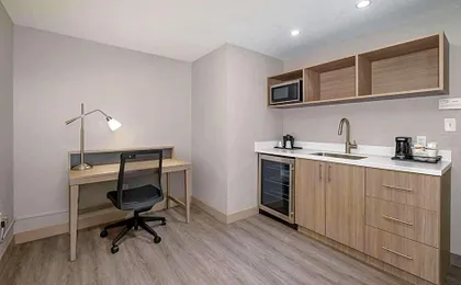 Country Inn & Suites by Radisson, Port Canaveral, FL