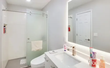 2 Mi to KU Campus: Group Getaway w/ Patio & Garden