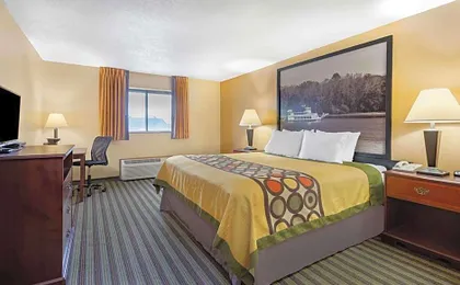 Super 8 by Wyndham Iowa Falls