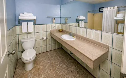 Big A Motel & Suites Near Disneyland Orange County