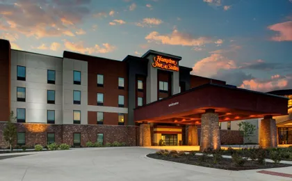 Hampton Inn & Suites Pittsburg Kansas Crossing