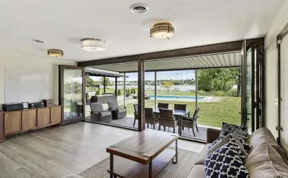 Lakefront Washington Home w/ Private Pool & Sauna