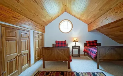 Top Property on Snowshoe Mountain North Westridge 32 is as Magnificent as its Western Views!