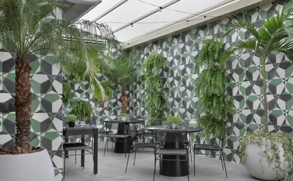Yoo2 Rio de Janeiro, Tapestry Collection by Hilton