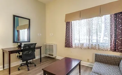 Quality Inn Near Mammoth Mountain Ski Resort
