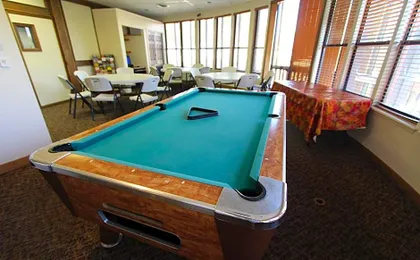 Crown Point Resort