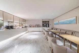 Ruoting Hotel (Shanghai Lianhua South Road)