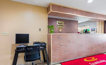 Econo Lodge Painted Post - Corning