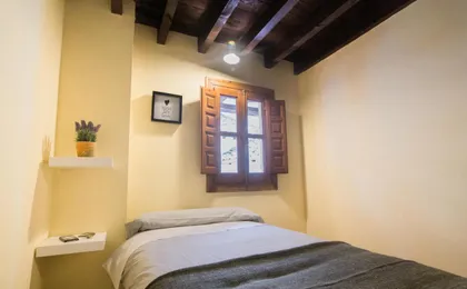 Apartamentos Granada Nahira Suites 3000