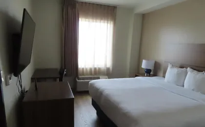 Mainstay Suites Denver International Airport