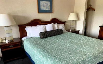 Economy Lodge Sturbridge