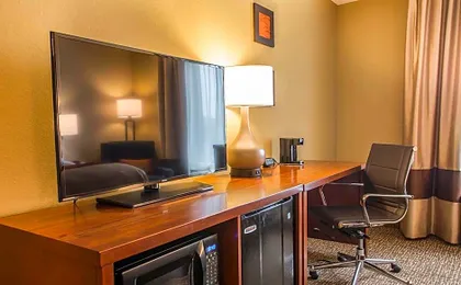 Comfort Inn PA Turnpike - I-81