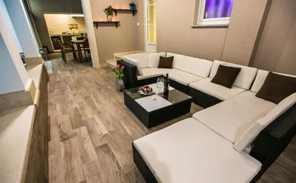 Luxury Apartment Elis with Private Pool