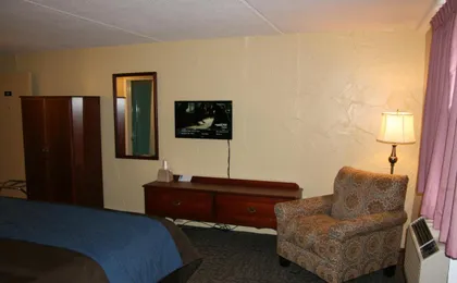 Bangor Inn & Suites