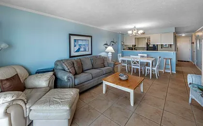 Ocean Dunes 2117B