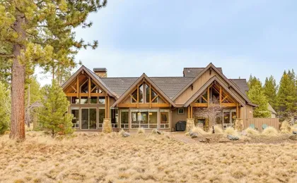 Hot Tub & Dock: Deschutes River All-season Retreat