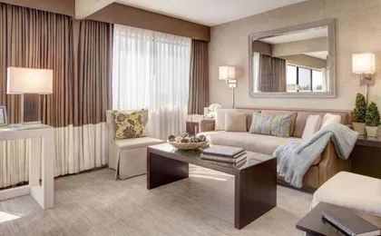 Luxe Sunset Boulevard Hotel