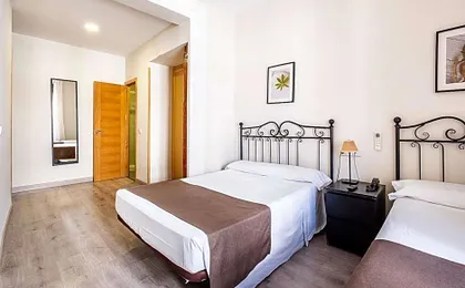 Hostal El Pilar