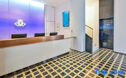 Magnotel Hotel (Shenzhen Diwang Plaza Laojie Subway Station)