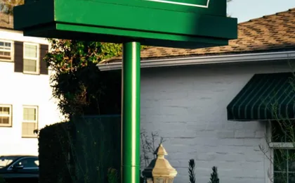 Le Petit Pali Brentwood