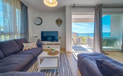 Luxury Seaside Apartment by Litto