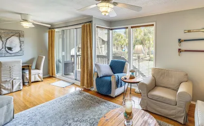 Golfer's Getaway! Modern Diamondhead Condo
