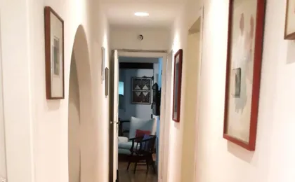 Apartamento Top Em Copacabana Na Quadra Da Praia! Sol, Praia E Muito Conforto!
