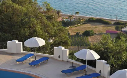 Apartments Maria with Amazing Pool - Agios Gordios Beach