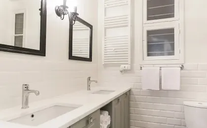 1930's Athenian House