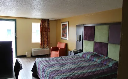 Executive Inn & Suites