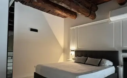 Gentile Suite Decumani