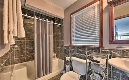 Pet-friendly Retreat w/ Deck: Steps to Marina!