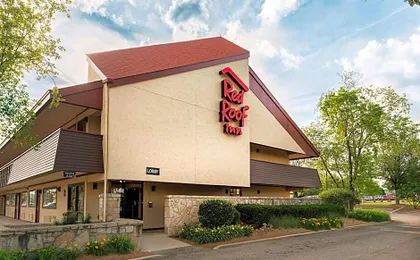 Red Roof Inn Rockford East - Casino District