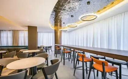 Weilai Beijing Tongzhou Universal Hotel