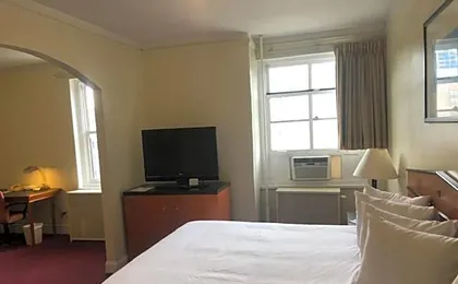 Travelodge by Wyndham Downtown Chicago