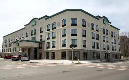 Wingate By Wyndham Niagara Falls