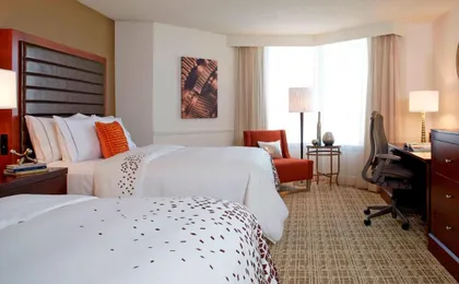 Renaissance St. Louis Airport Hotel