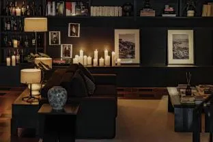 Thelily Designer Hotel (Chongqing Changjiahui Store)