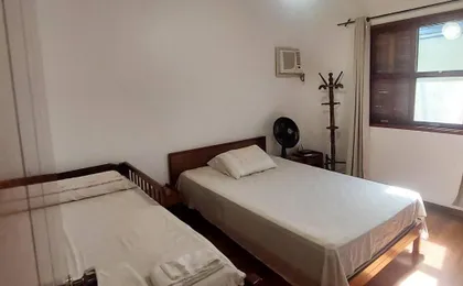 Casa Com Piscina -100 Metros Da Praia.