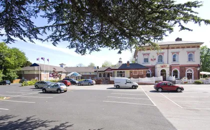 Premier Inn Birmingham South Hall Green